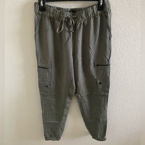 Women’s Green Joggers